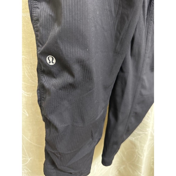 Lululemon Dance Studio - Picture 8 of 8